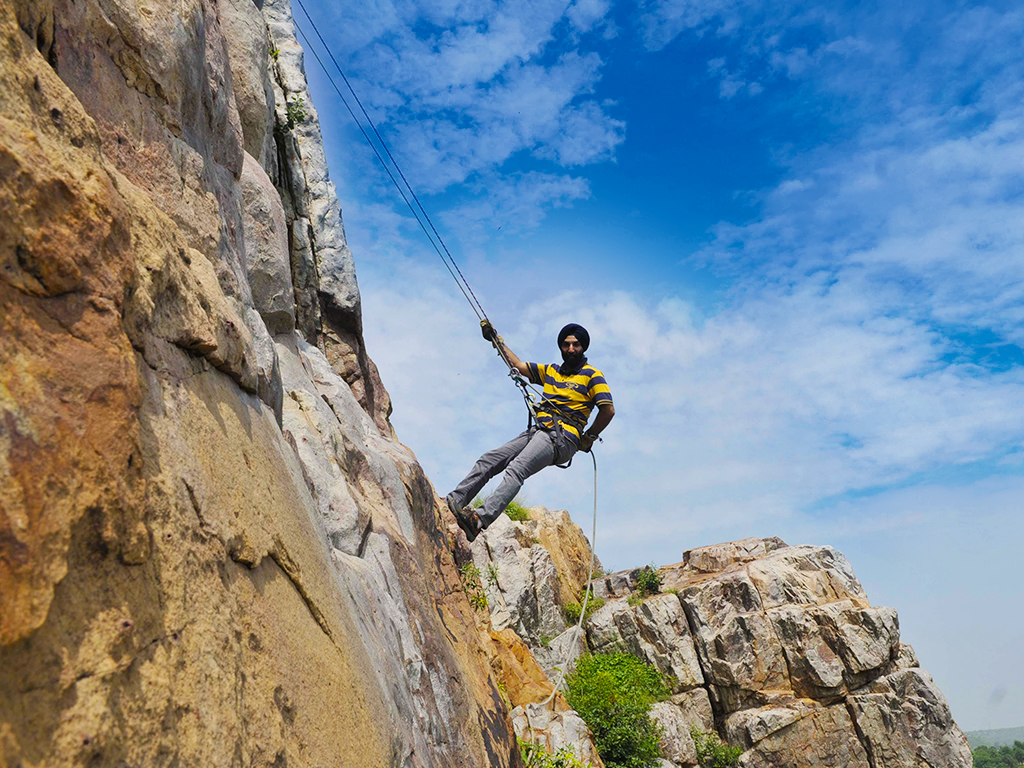 Rappelling